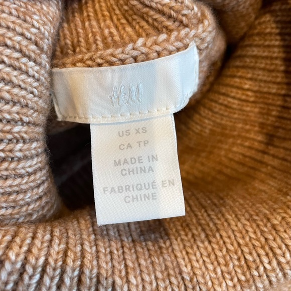 SOLD H&M wool blend camel jumper - Picture 8 of 10